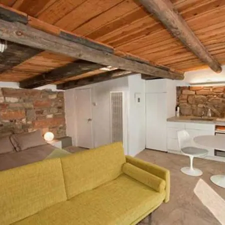 Holiday home Studio - 10 Min. Walk To Plaza - Hillside